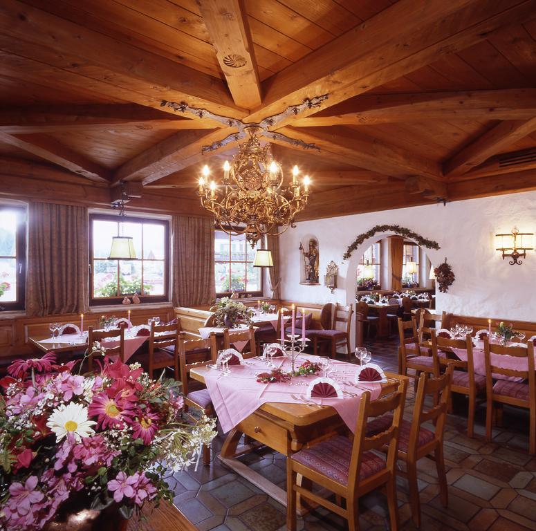 Landgasthof Sonnenhof Krün Exterior foto