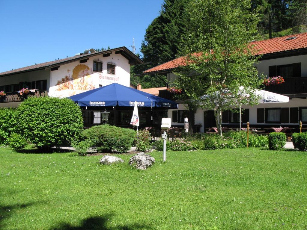 Landgasthof Sonnenhof Krün Exterior foto